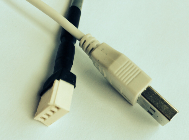 HXC Floppy connector power.jpg
